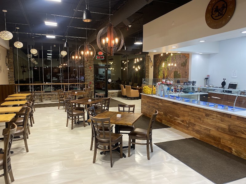 Cello Cafe and Crepes