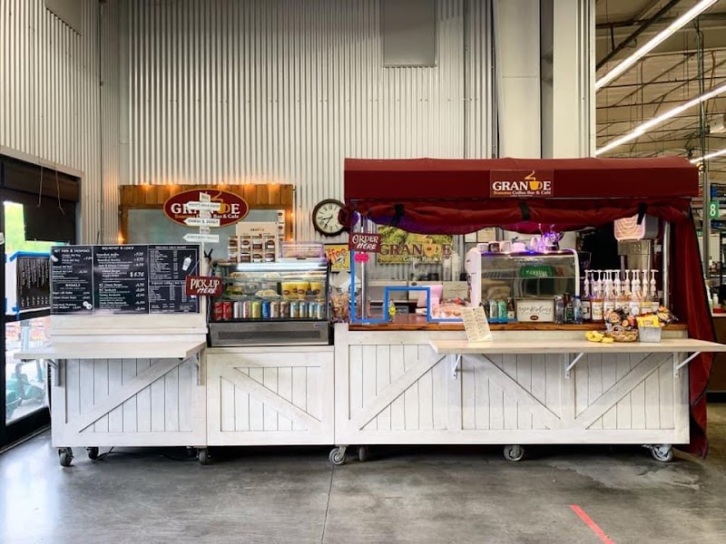 Grande Coffee and hot dogs