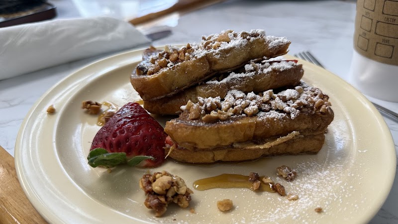 Just Peter’s Bistro