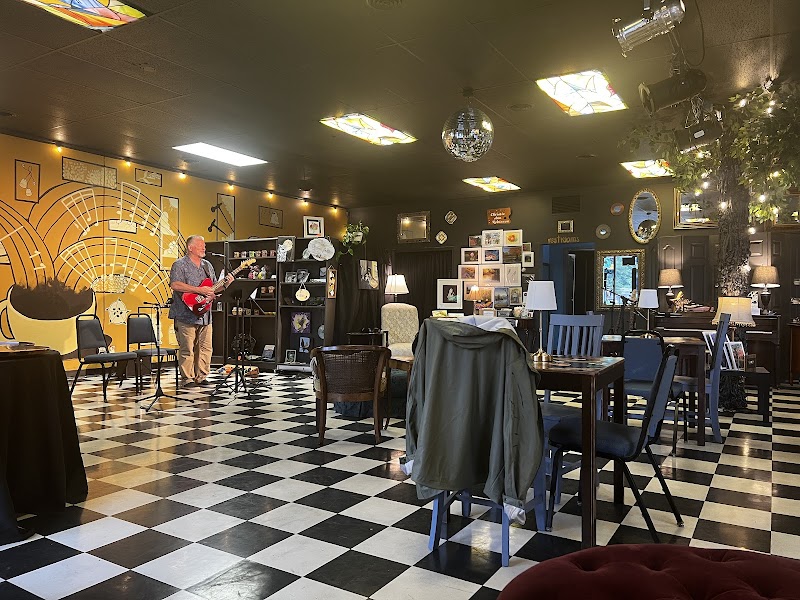 Coffee, Art, Music type Place