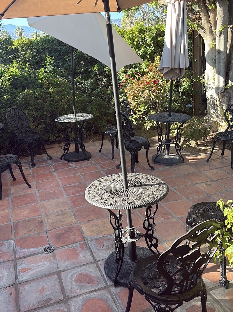 A Vintage Cafe at the Inn