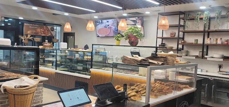 Noorsha Cafe & Bakery