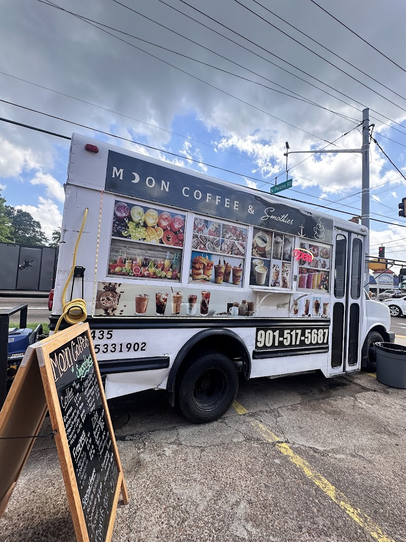 Moon Coffee & Smoothies LLC