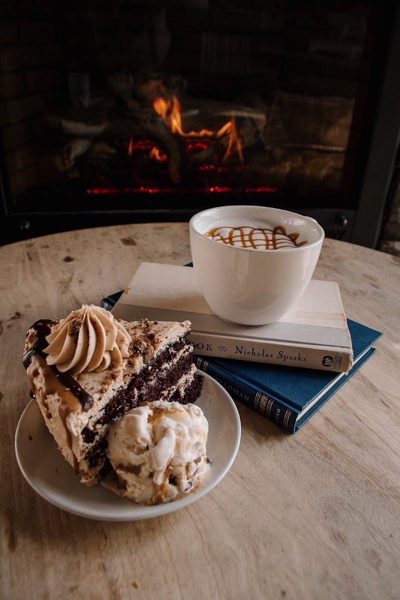 Annie’s Coffee and Creamery