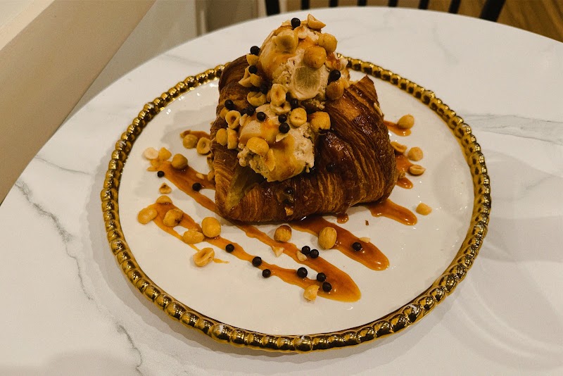 Lakon Paris Patisserie