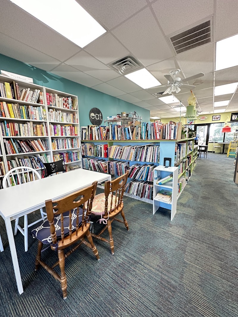 Riverview Coffee, Tea & Books