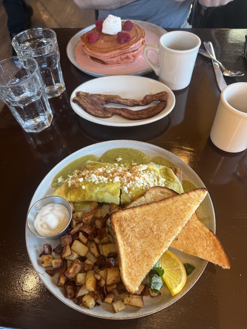 Julia's of Wallingford