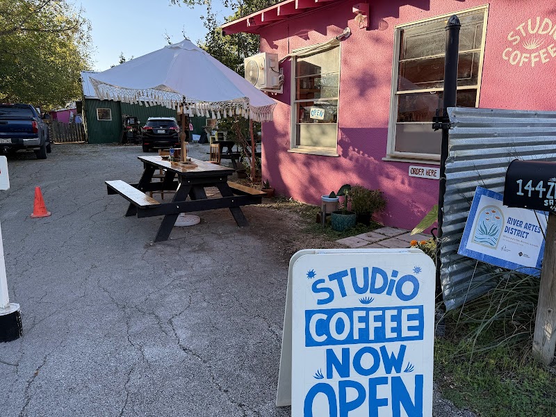 Casa Pink Studio Coffee