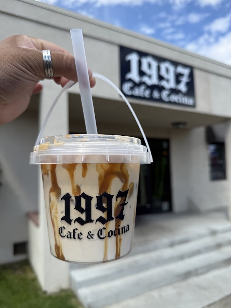 1997 Cafe And Cocina