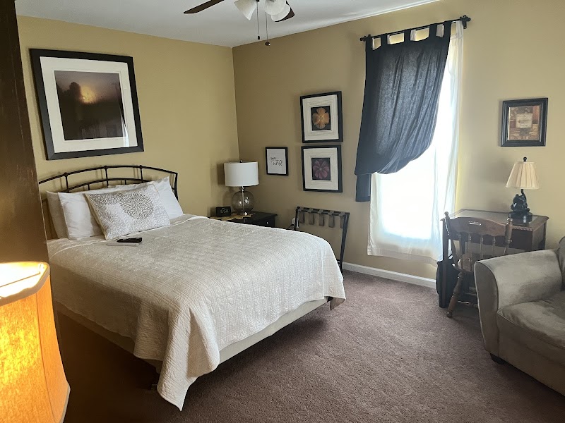 College Inn Bed & Breakfast