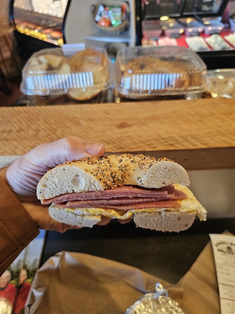 Bagel Barn & Deli