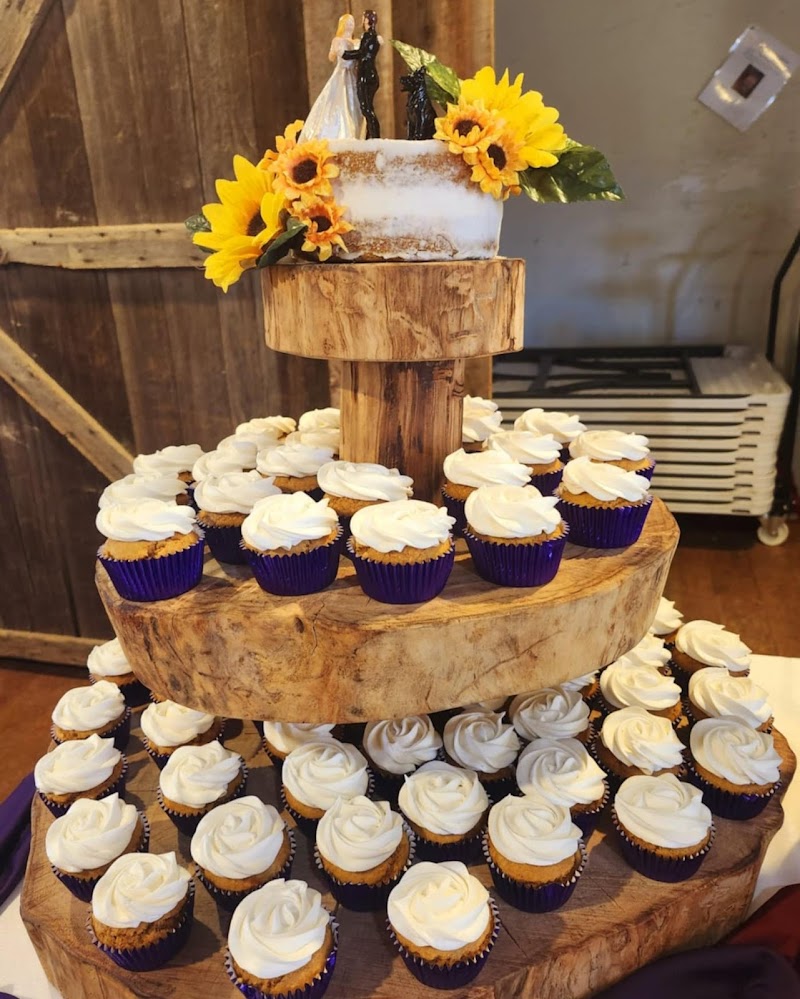 Suz Cookie Jar Rescue Bakery & Bites