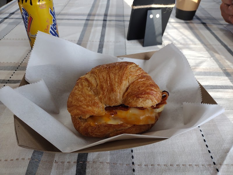 Apron lady farmhouse cafe