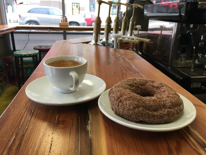 'L' Cafecito Jumping Bean