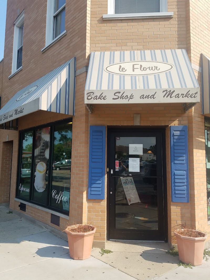 Le Flour Cafe & Bakery