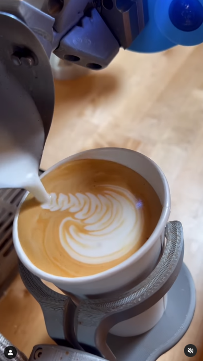 Artly Robot Coffee @ Stonestown Galleria