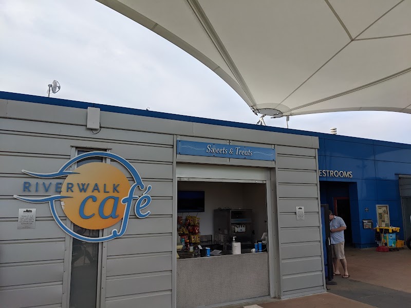 RiverWalk Café