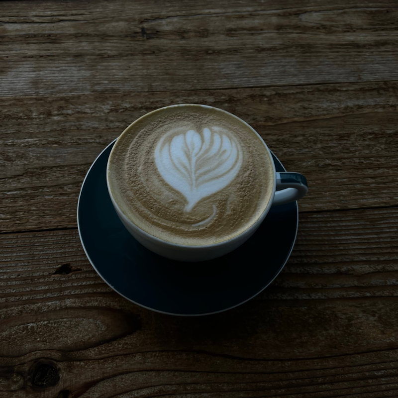 Farmhouse Coffee & Treasures