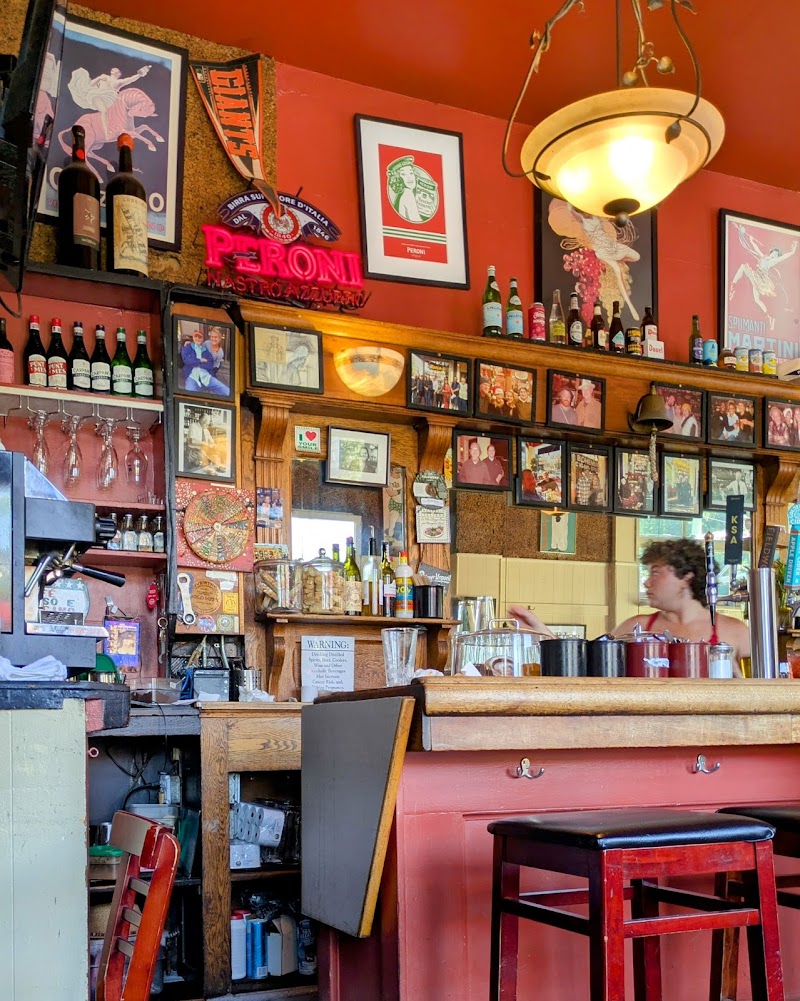 Mario's Bohemian Cafe