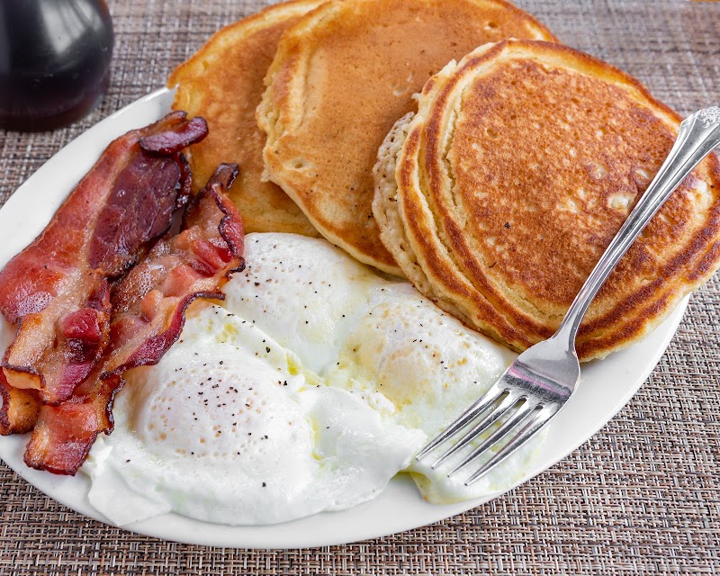 Joe's Cafe & Donuts & King Cakes