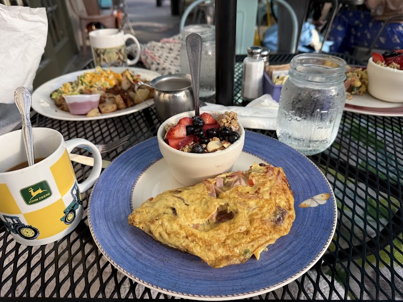 Three Little Birds Cafe