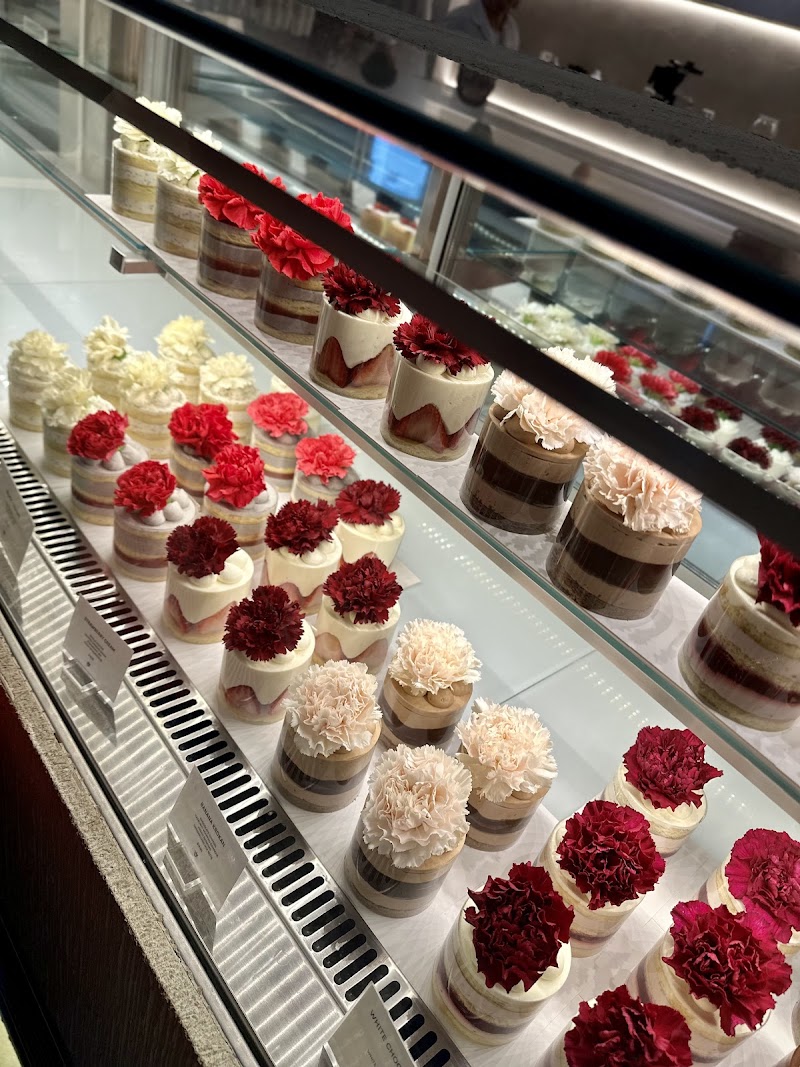 HINAR Dessert Bar & Café