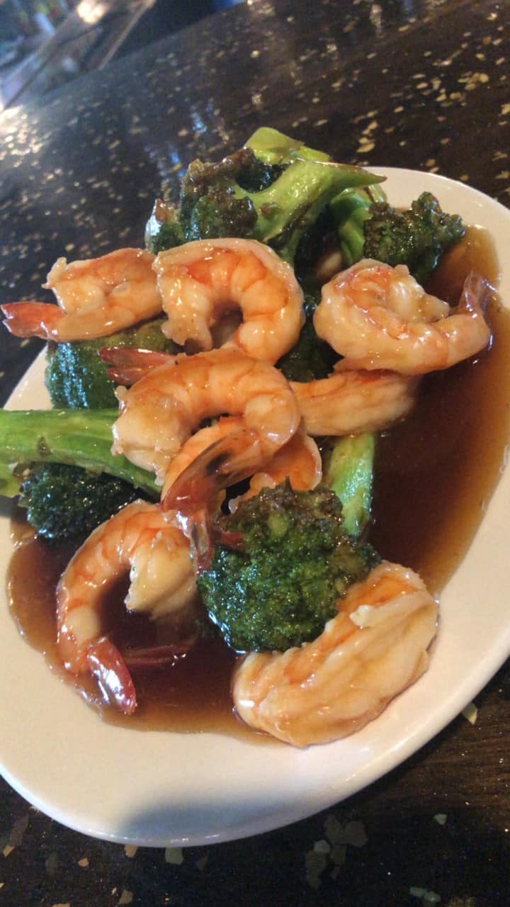 Holland's Bar & Grill