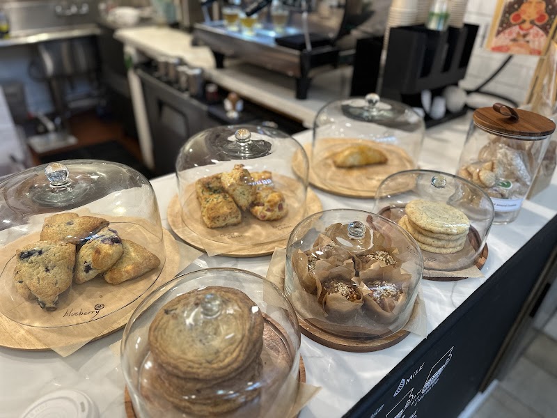 Bench Café • Pâtisserie