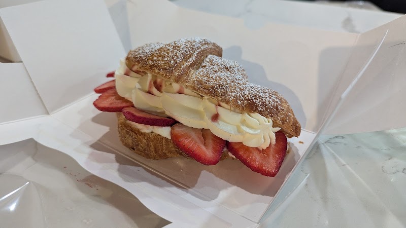 Mi-Sant Kitchen & Bakery