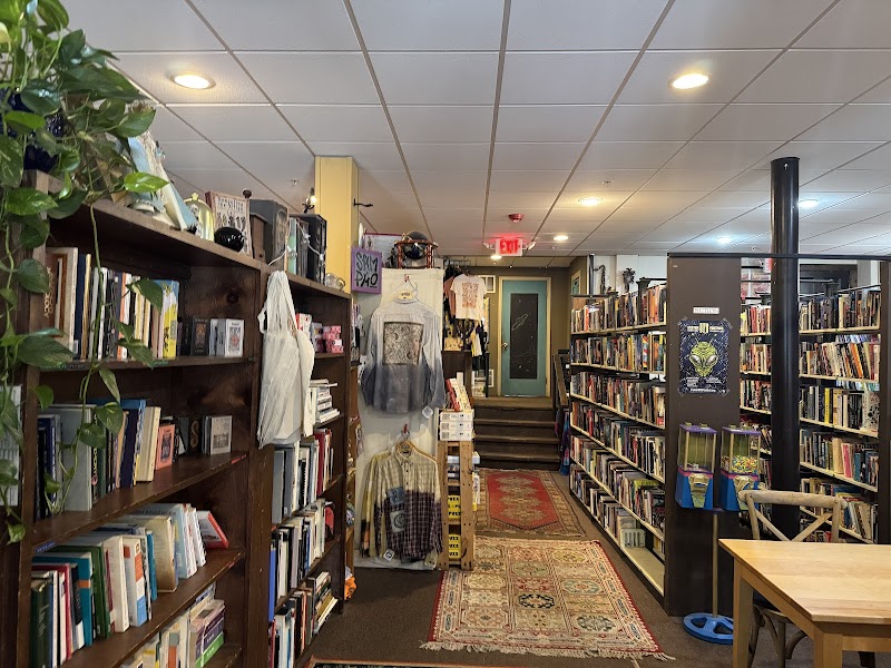 Crackskull's Coffee & Books