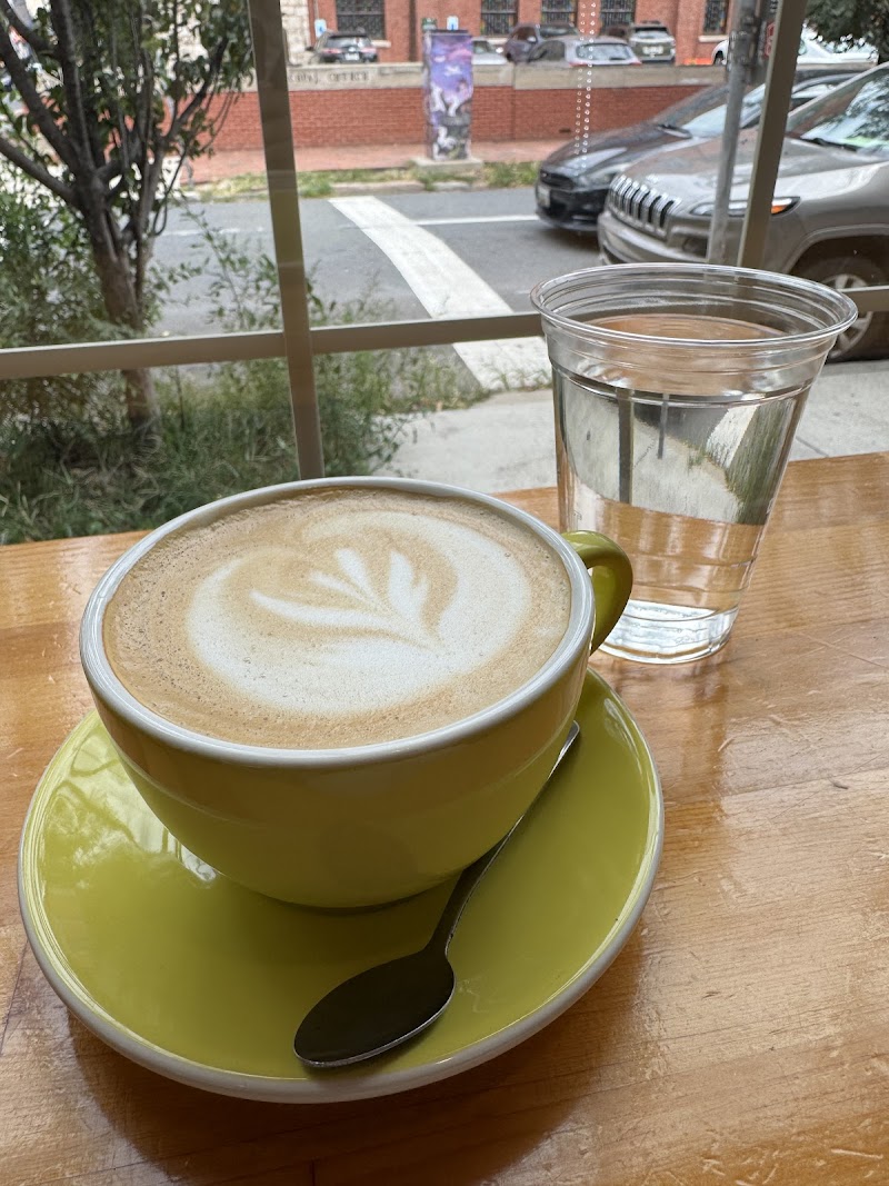 Vibrant Coffee Roasters & Bakery - Lombard