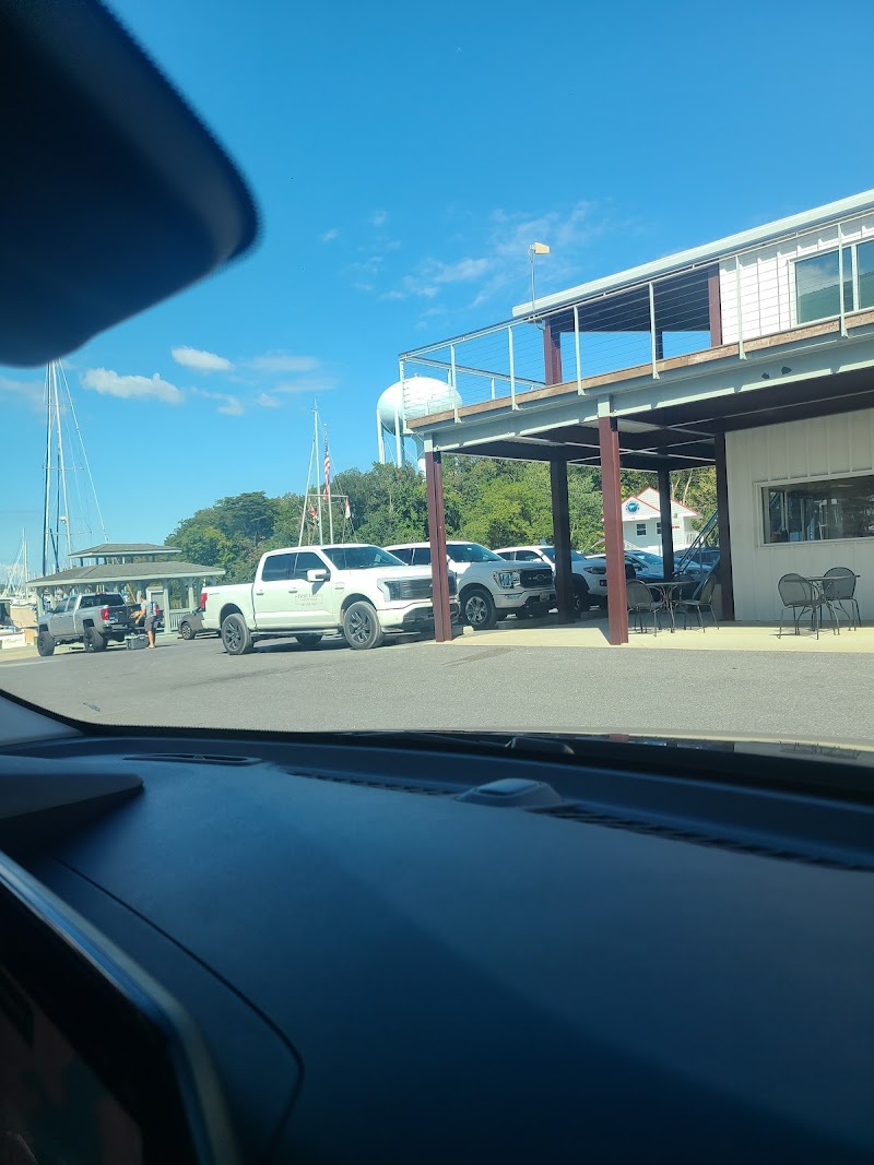 Back Creek Café & Boat Supply