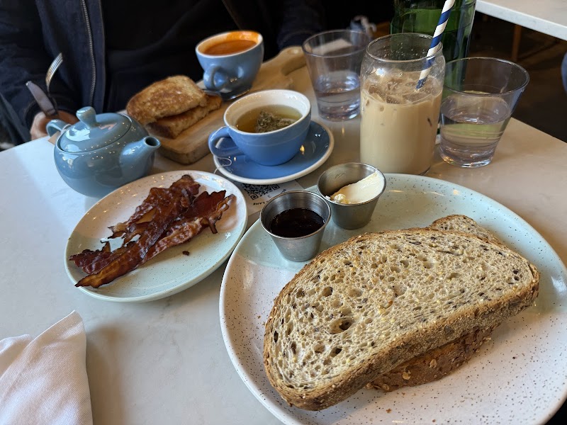 Bluestone Lane Upper West Side Café