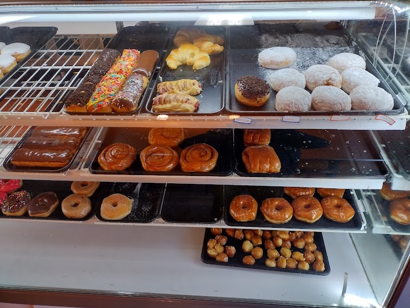 Cafe Donuts
