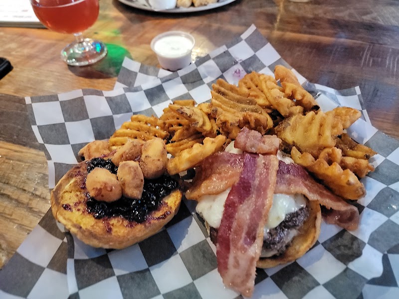 Pounders Pub & Grub