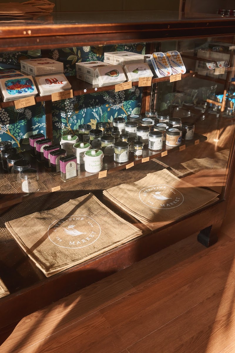 Aster & Pine Market