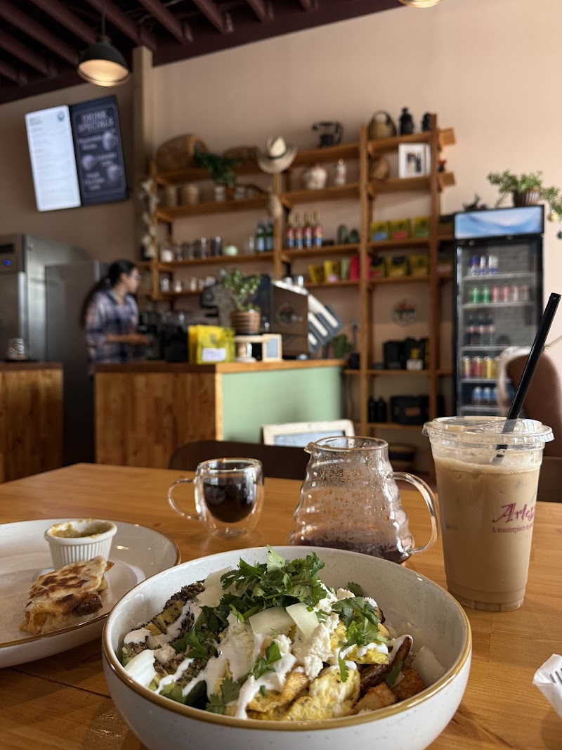Artessence Coffee Shop