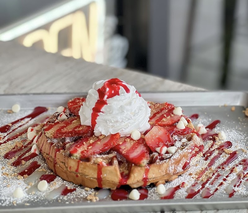 Uptown Nutrition Cafe