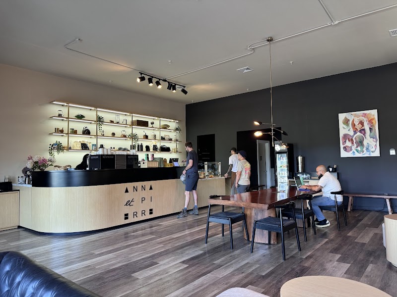 Anna et Pierre - Le Café