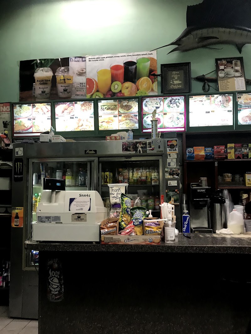 Steinway Coffee Shop