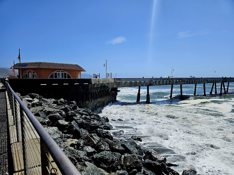 Chit Chat Cafe at the Pier