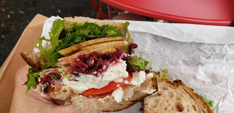 Familiars Coffee & Tea