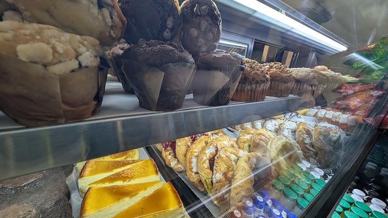 Heaven's Little Café