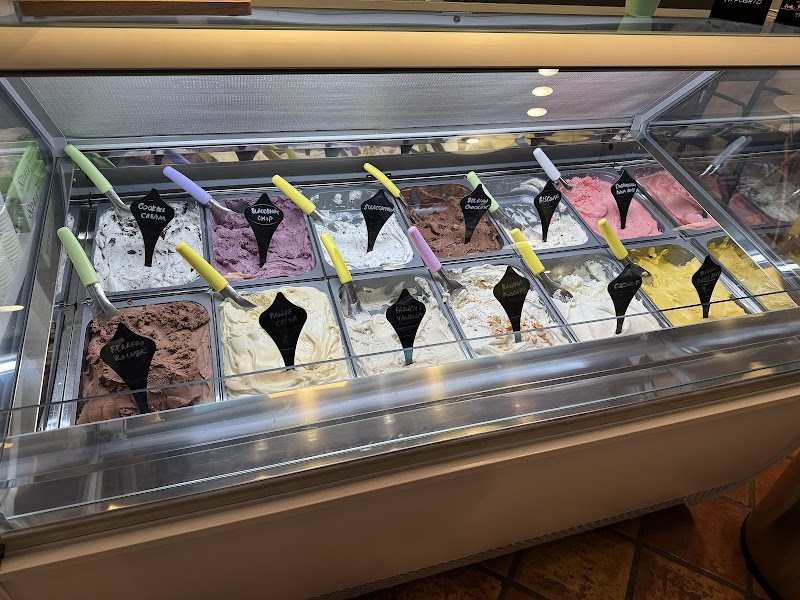 Gelatoro - Italian Ice Cream & Coffee