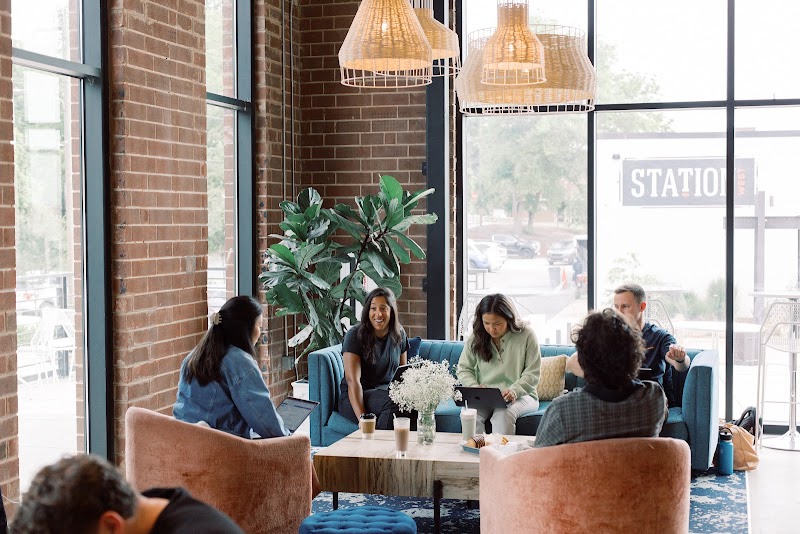 Platform Coffee + Kitchen