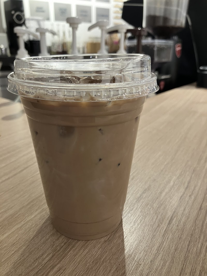 Top Hat Coffee Lounge