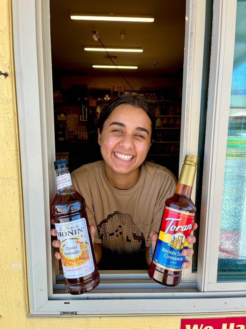 PT's Snowballs Coffee and Ice Cream - Westlake