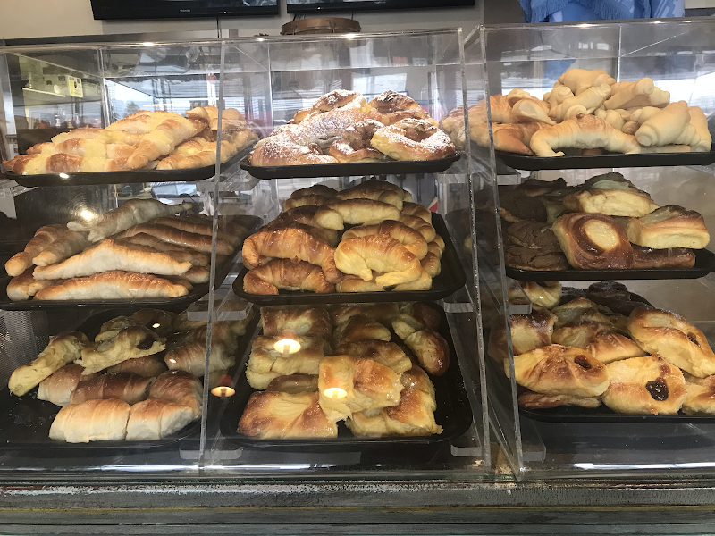 New Buenos Aires Bakery & Cafe