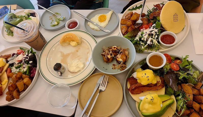 Gram Cafe & Pancakes Los Angeles