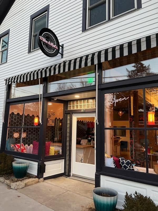 Mike & Kats Other Place